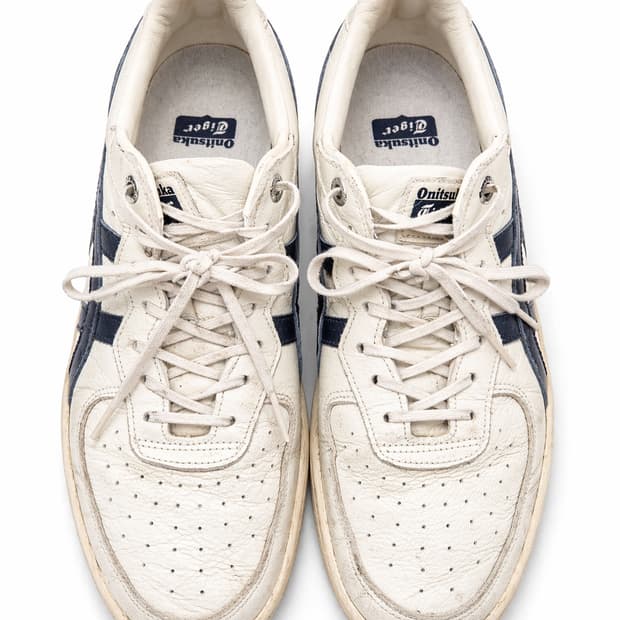 오니츠카타이거 빈티지 스니커즈 240