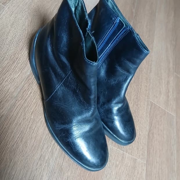 캠퍼 가죽 앵글부츠