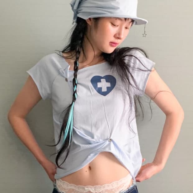 샵페어리 버튼업 티