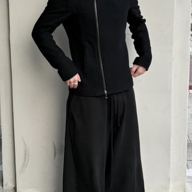 Attachment 하이넥 자켓