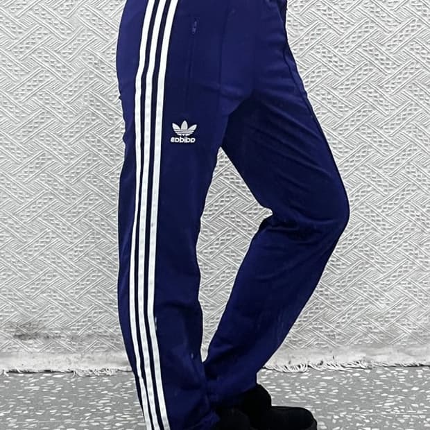 아디다스 Y2K 대장급 딥퍼플 삼선 트랙팬츠 XS C09482