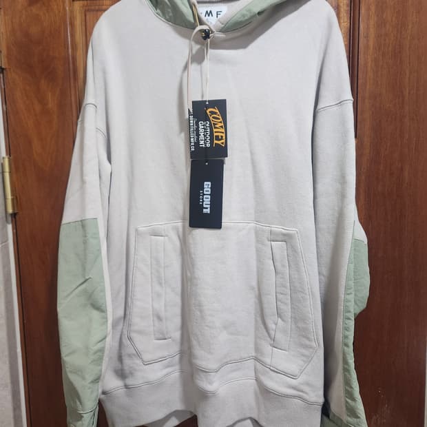 COMFY OUTDOOR GARMENT 후드티