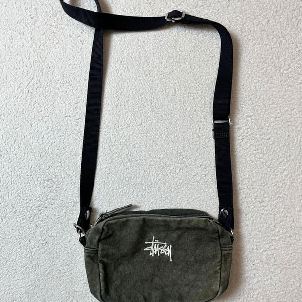 스투시 Stussy 캔버스 피그먼트 워시드 크로스백 A1780