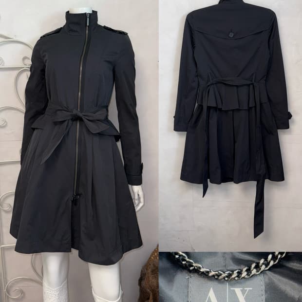 Armani Exchange black back ruffle 투웨이 코트