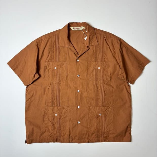 아웃스탠딩 구아야베라 반팔 셔츠 PN9362