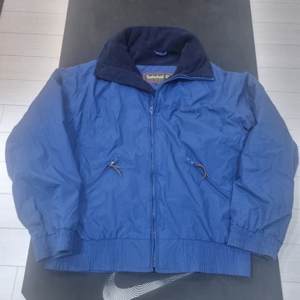 팀버랜드 블루종 바람막이