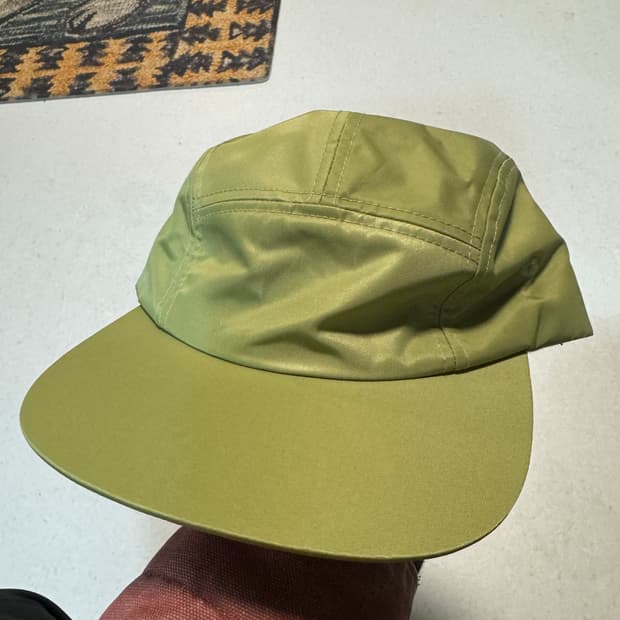 Cos 나일론 쉘 플레인 캠프캡 그린 모자 볼캡 스냅백 트러커캡