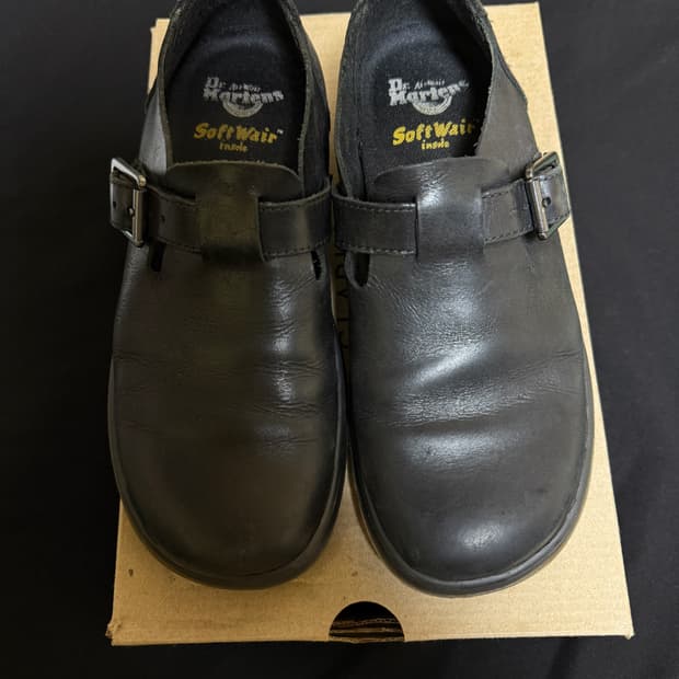 닥터마틴 패트리샤 블랙 UK4