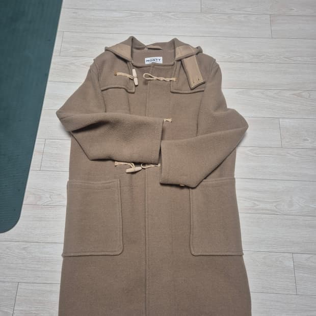 글로버올 몬티 m 새상품급 판매합니다.