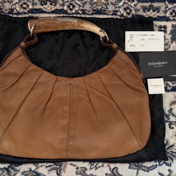 생로랑 정품 몸바사 백