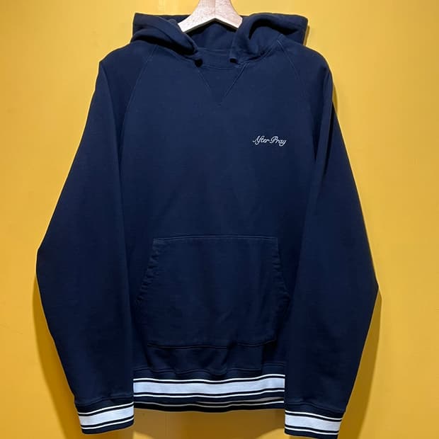 [L] 애프터프레이 레터링 로고 스플릿 후드 블랙