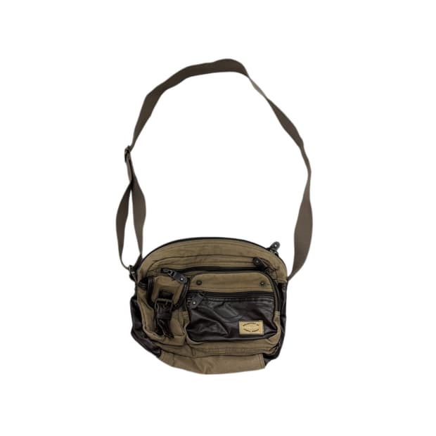 빈티지 탄창 테크니컬 레더도킹 크로스백