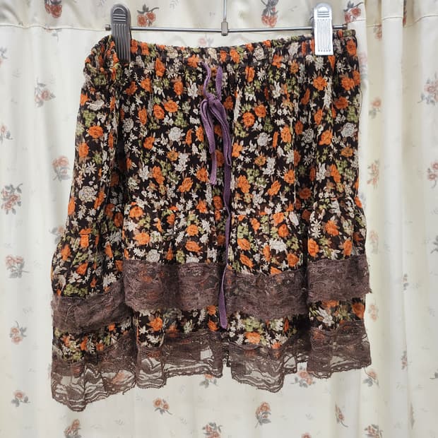 (카모메) 쉬폰 미니스커트 (무료나눔가능)