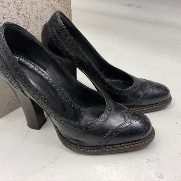 생로랑 펌프스 힐