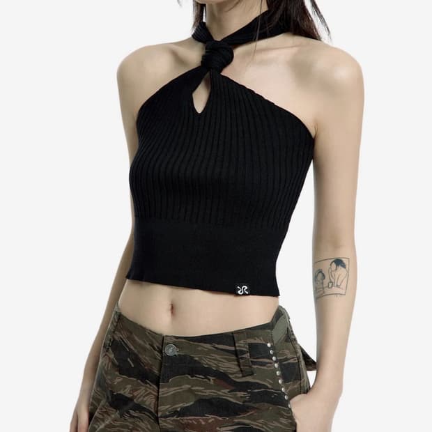 러프넥 니트 홀터넥 탑 블랙