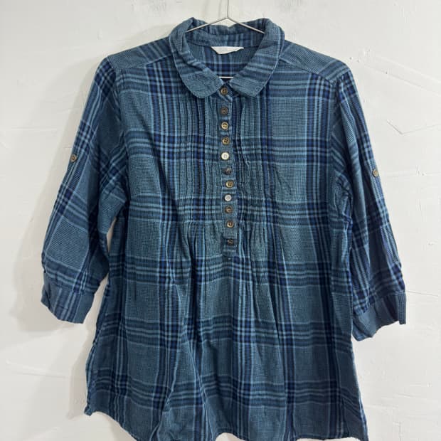 button mori blouse