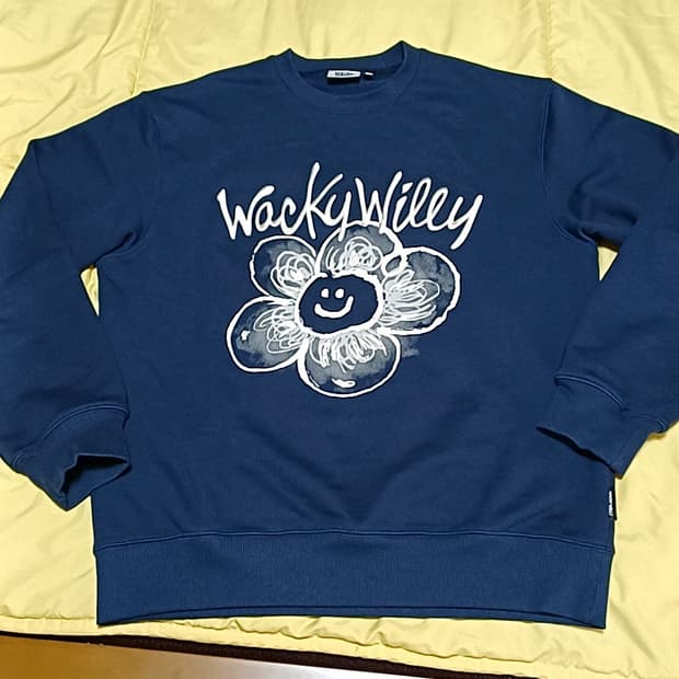 와키윌리 맨투맨 실측105 가슴58 기장70