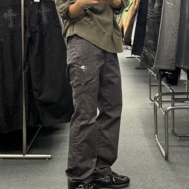 82)문양 자수 디테일 일본 y2k 빈티지 팬츠