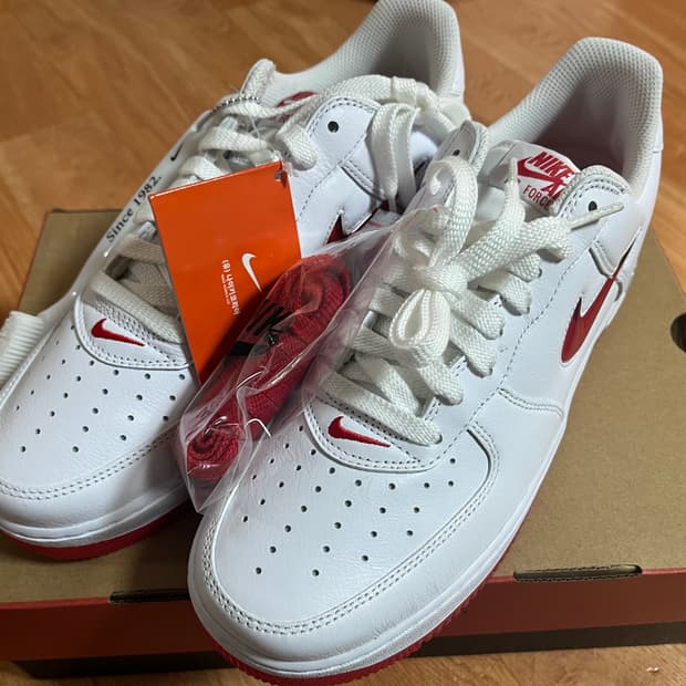 나이키 에어포스 1 레트로 270 새상품