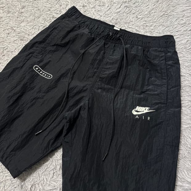 나이키에어 블랙 우븐 반바지