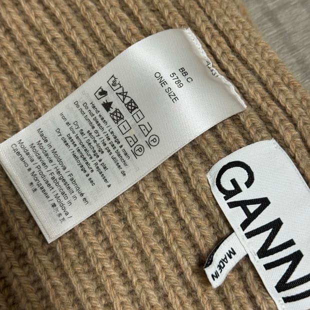 ganni 가니 머플러