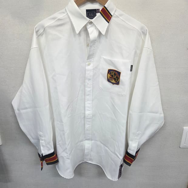 로맨틱크라운 스트라이프 커프스 셔츠긴팔 s 오버핏 