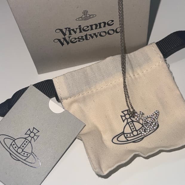 비비안웨스트우드 큐빅 목걸이 풀셋