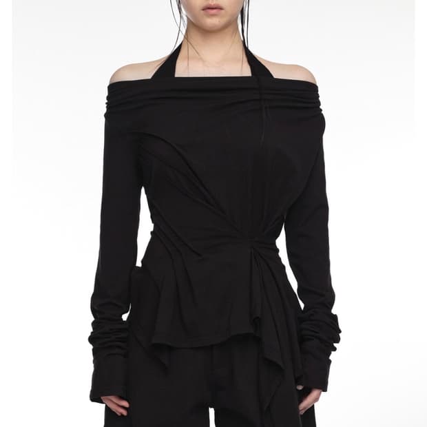 INCLINE DRAPING LONG SLEEVE BLACK