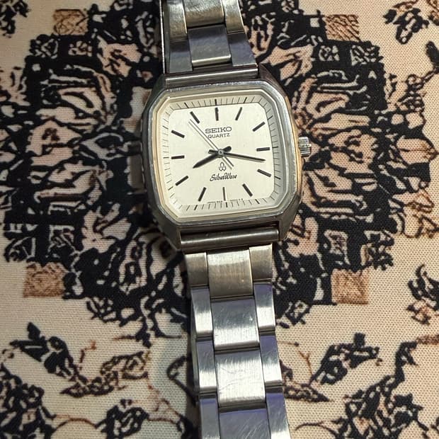SEIKO 빈티지 쿼츠 시계