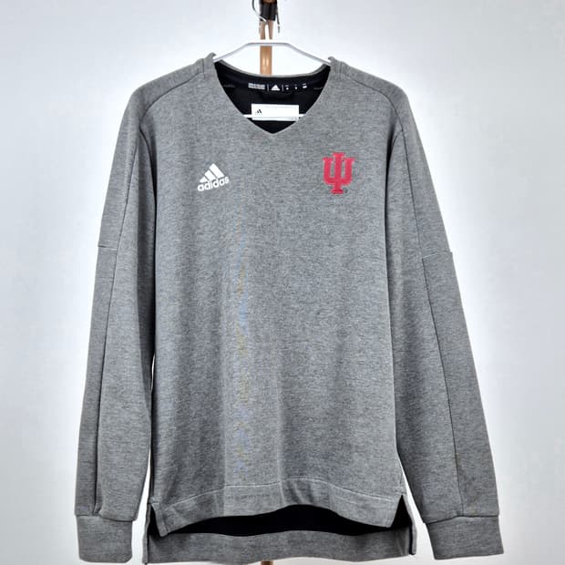 Adidas 인디애나 대학 로고 V넥 맨투맨