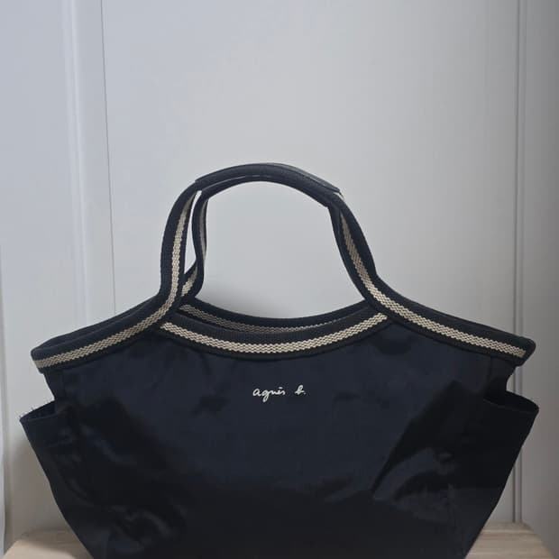 Agnes B 아네스베 블랙 나일론 토트백