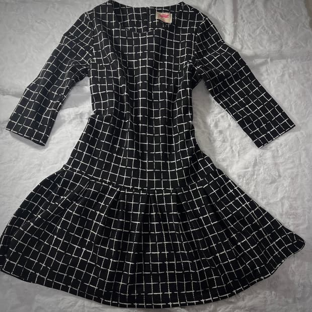 오네갸루 체크 원피스