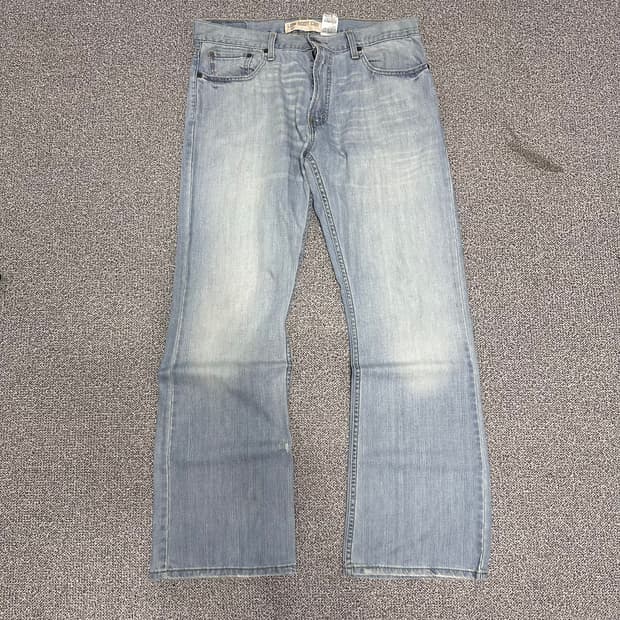 리바이스 로우 부츠컷 데님팬츠