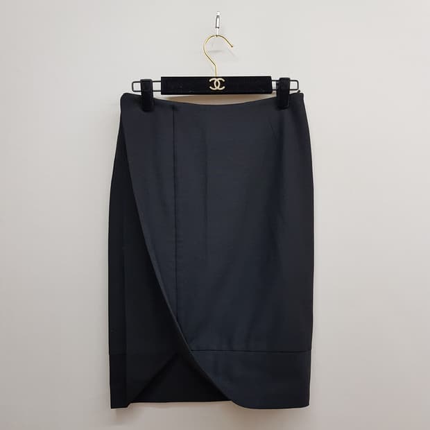 비비안웨스트우드  언발 랩 스커트  38사이즈