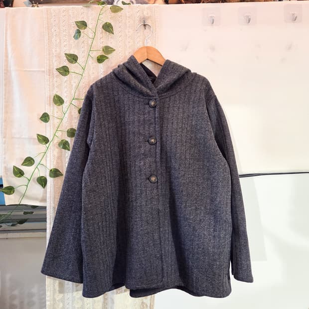 차콜 후드 아우터