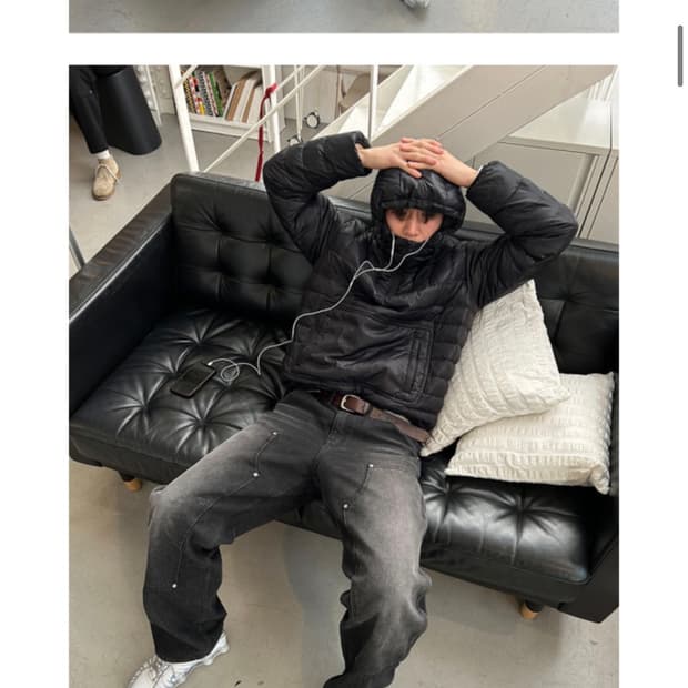 유먼트 더블니 흑청 데님 xs