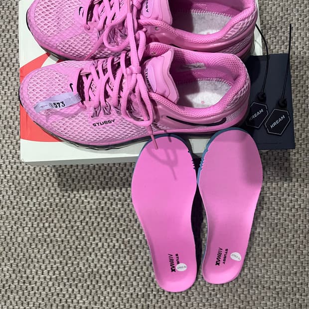 나이키x스투시 에어맥스 2013 사이킥 핑크 270