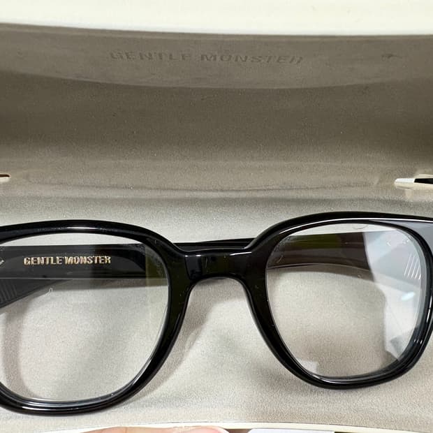 젠틀몬스터 다디오 01