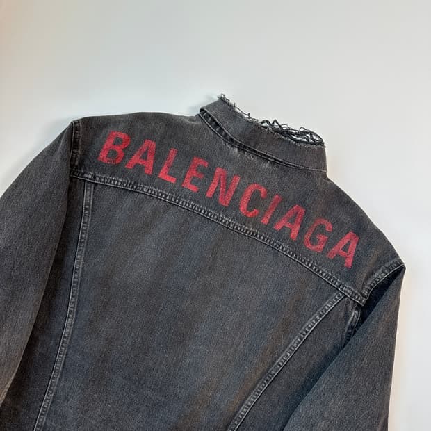 발렌시아가 흑청 트러커 백로고 데님 자켓 (정품보증서포함)