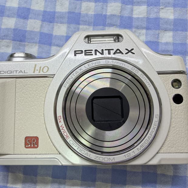 S급)펜탁스 i-10 화이트 팝니다