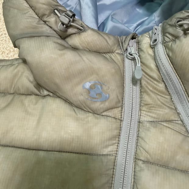 산산기어 25fw 서픽스 푸퍼 2사이즈 급처