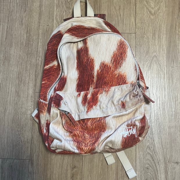 스투시 백팩 카우하이드