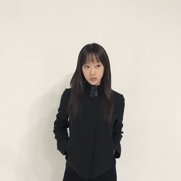 블랙 심플 하이넥 자켓
