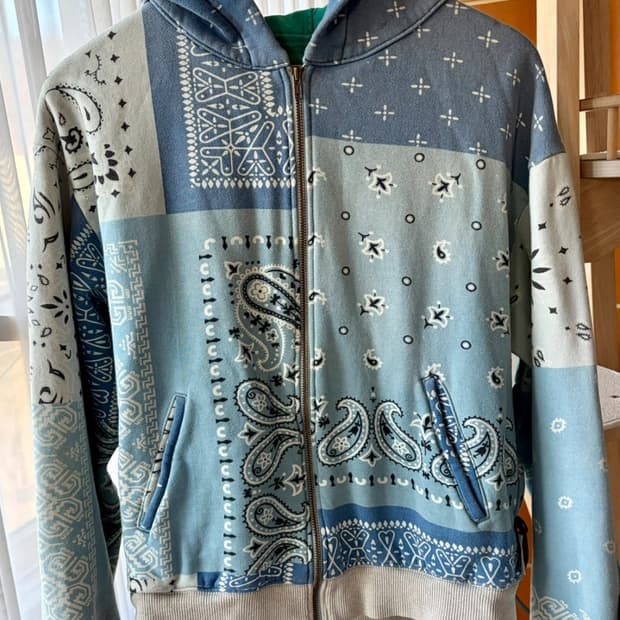 캐피탈 반다나 후드 집업