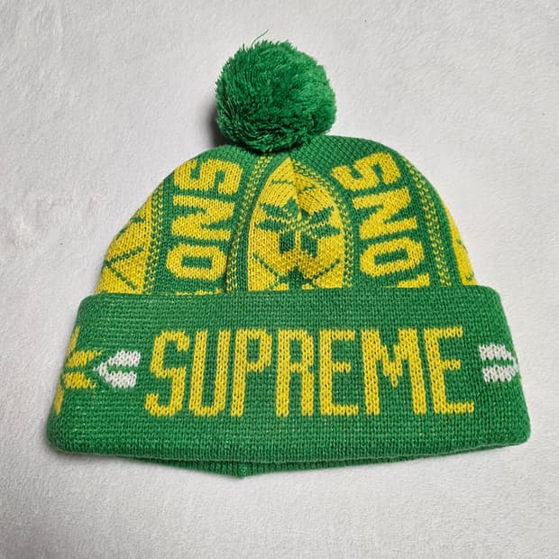 슈프림 스노우 비니 그린 23FW