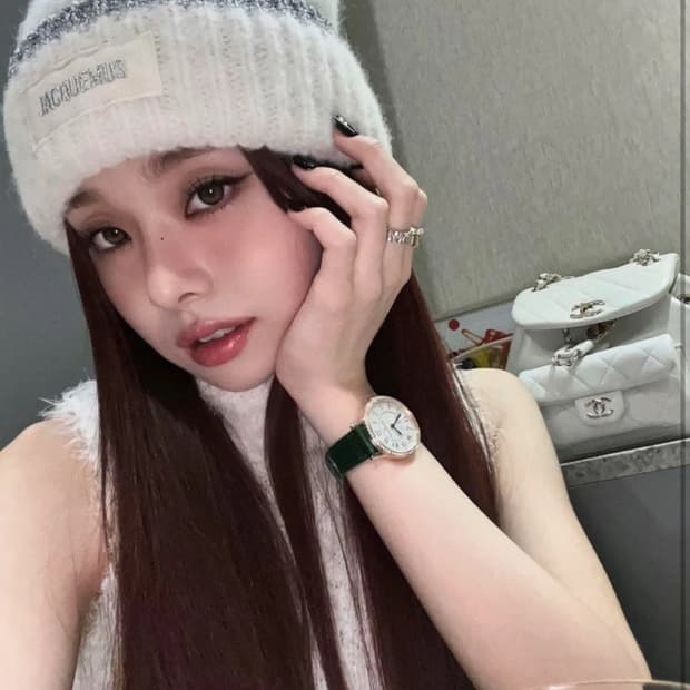 [프리지아님 착용] 자크뮈스 24fw 파올리 비니