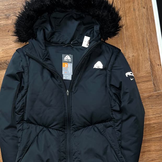 나이키 ACG 퍼 패딩