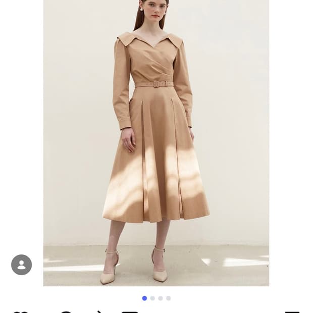 브라이드앤유(BAU) ELLIE V-neck dress