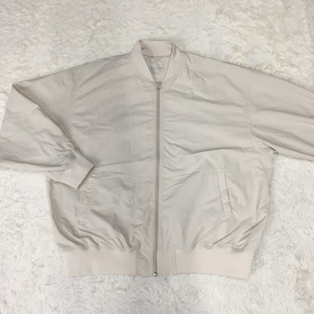 무인양품 경량 바람막이 만원샵 DD17