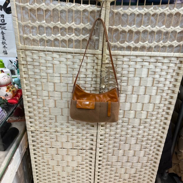 정품 ㅇ이우미우 95ss 빈티지 호보백 팝니다